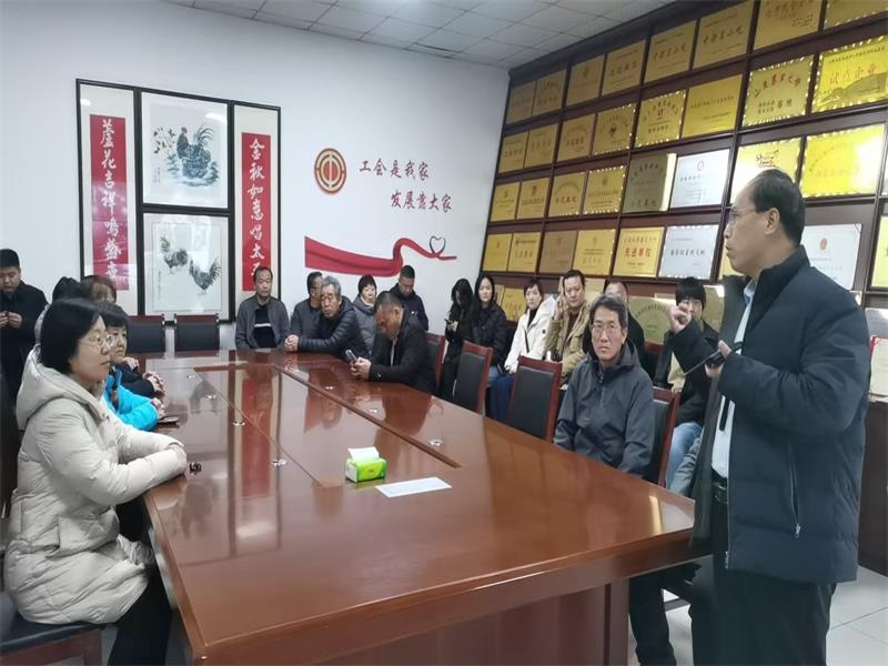 民盟濟寧市委一行蒞臨金秋農牧公司觀摩考察